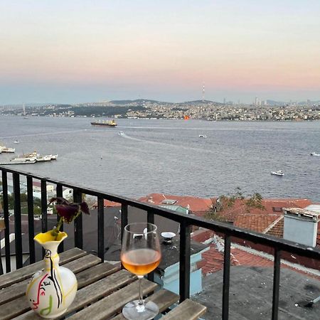 Apartamento Art Loft , 270* Full Sea View In Cihangir Estambul Exterior foto