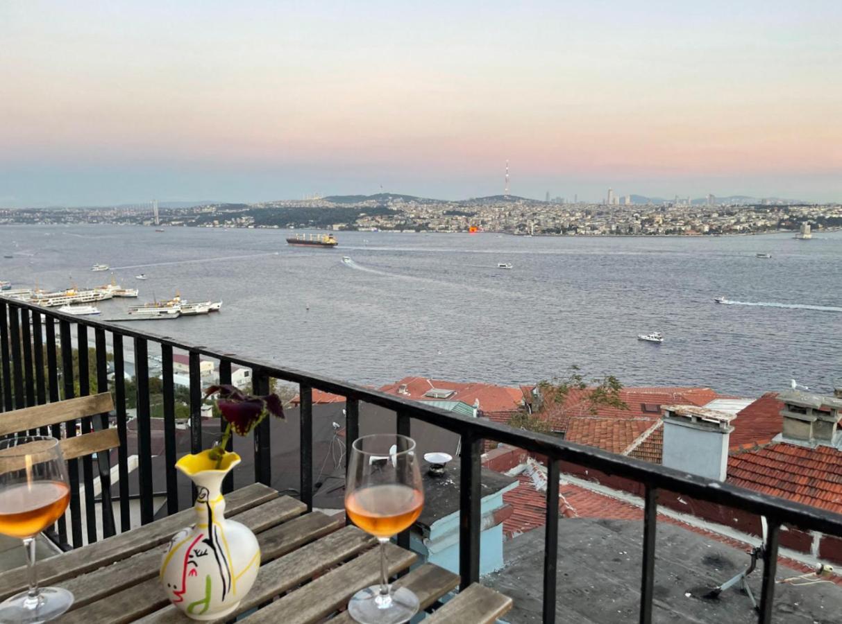 Apartamento Art Loft , 270* Full Sea View In Cihangir Estambul Exterior foto